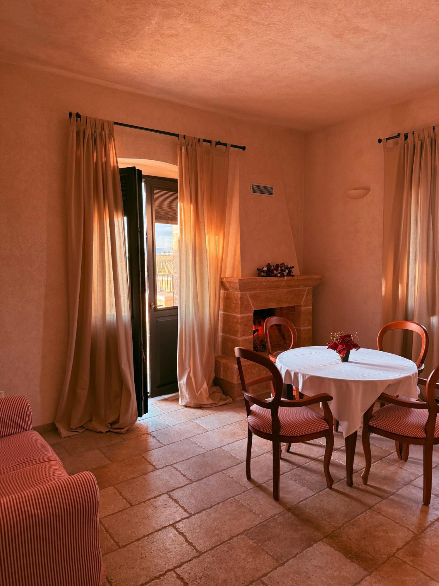 Masseria Sacramento Palagianello Luaran gambar